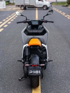 BMW CE 04 - ფოტო 5