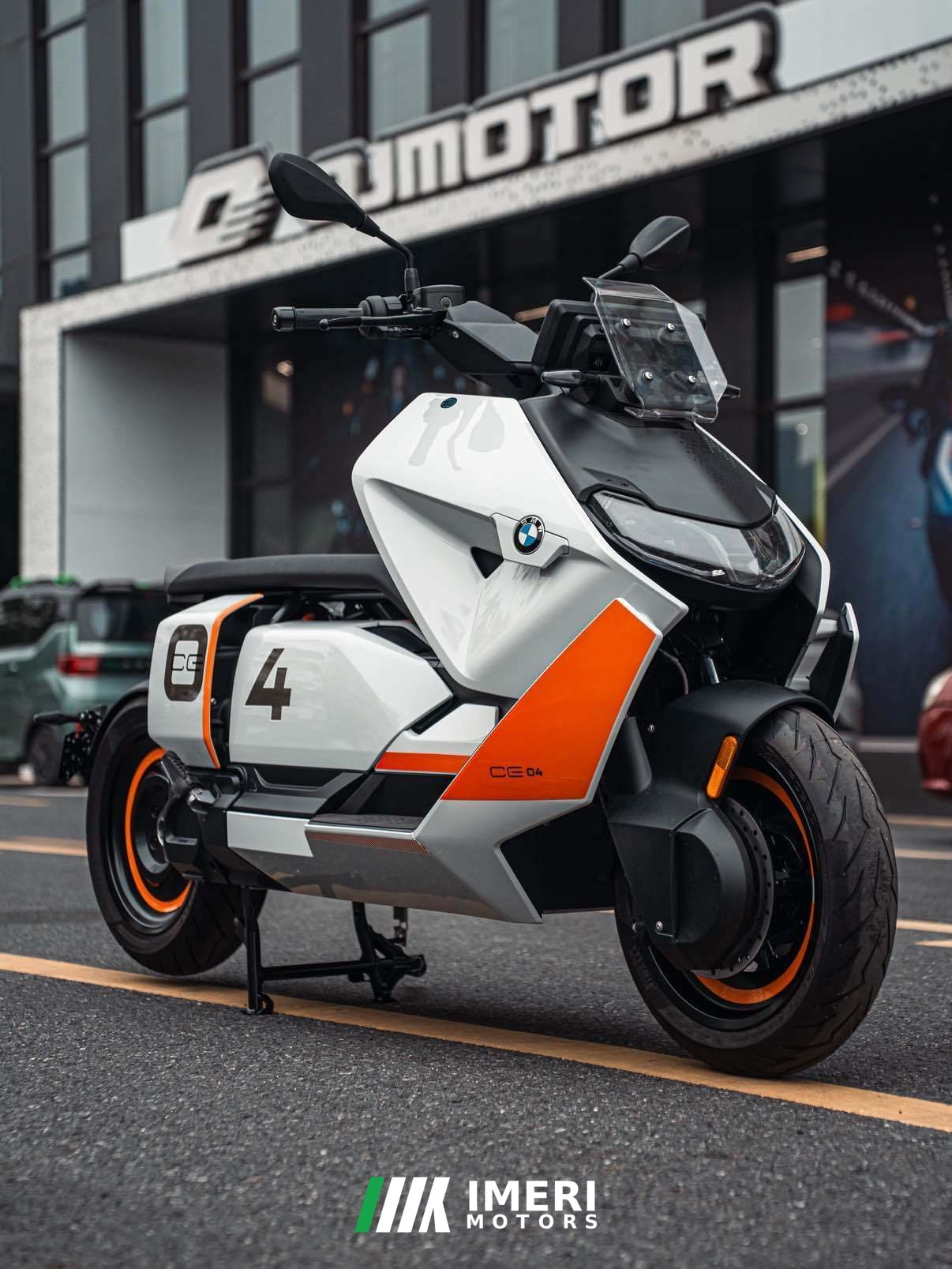 2023 BMW CE 04
