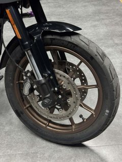 Harley-Davidson Low Rider S 1923 cc - photo 9