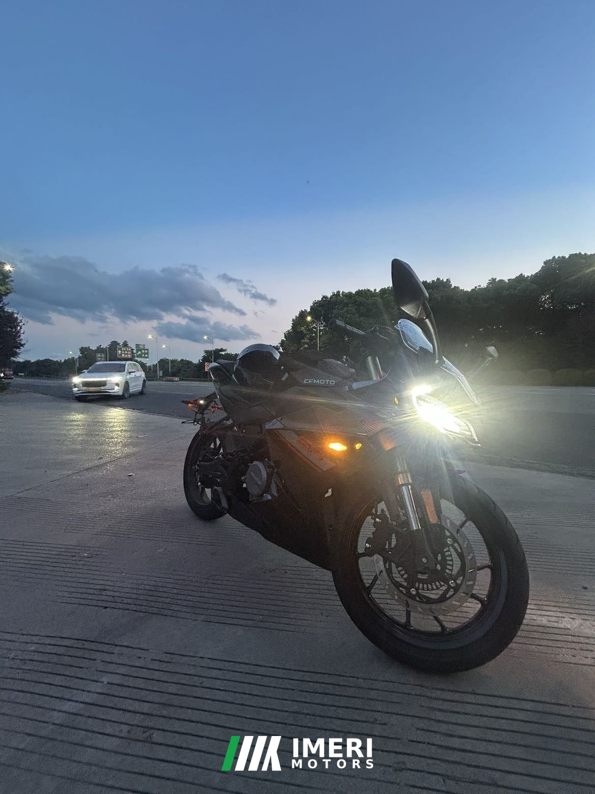 2023 CFMOTO 250SR