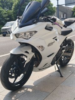Kawasaki Ninja 400 - ფოტო 2