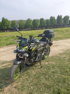 Kawasaki Z650 - ფოტო 1