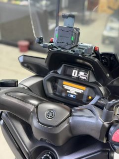 Yamaha XMAX 300 cc - ფოტო 6