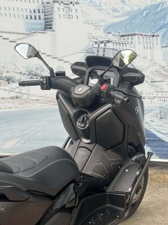 Yamaha XMAX 300 cc - ფოტო 11