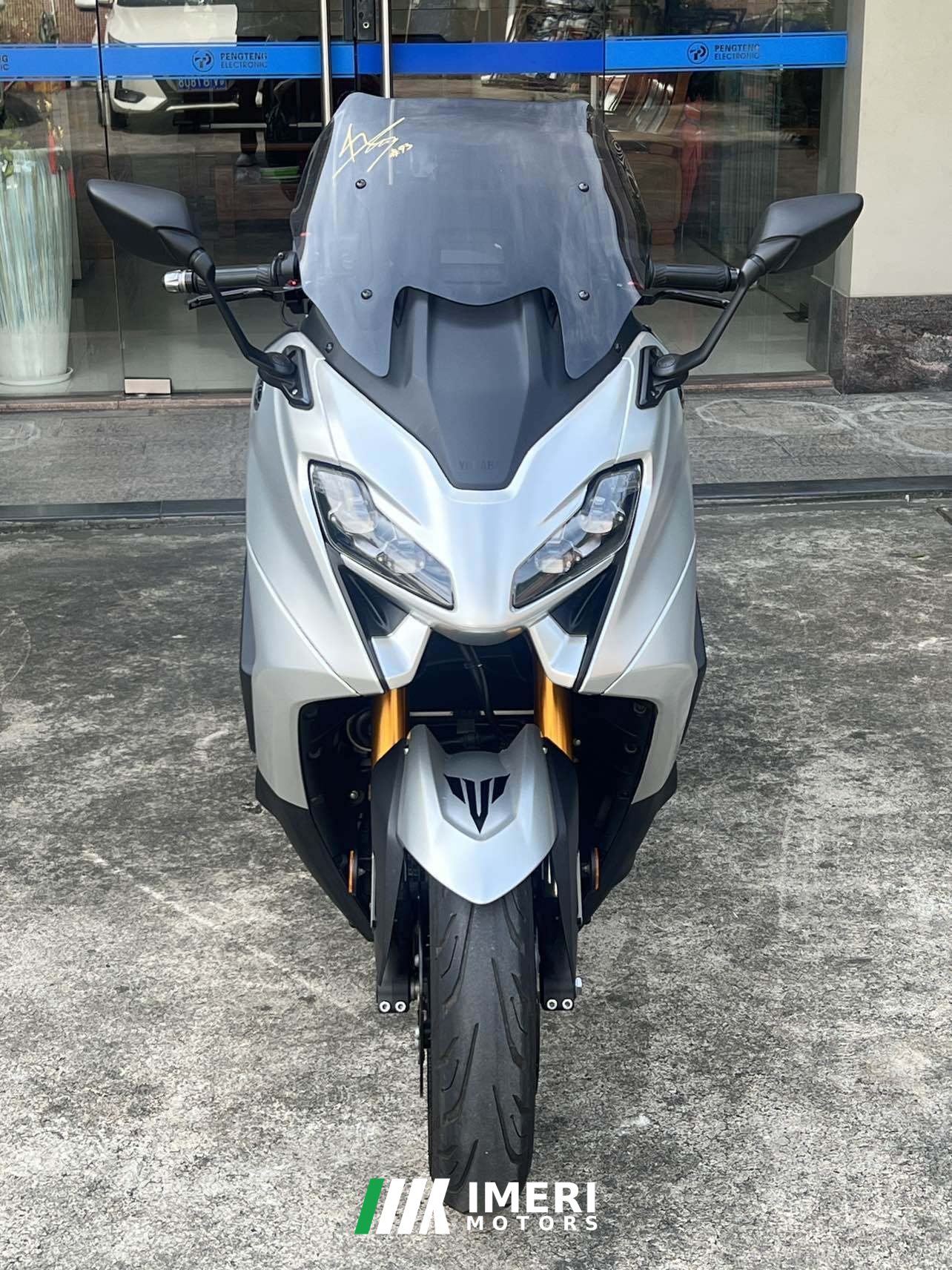 2024 Yamaha TMAX 560 cc