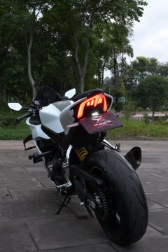 QJMOTOR Race 800 - ფოტო 4