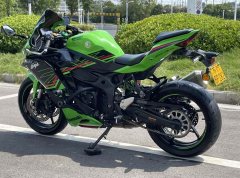 Kawasaki ZX-4R 400 cc - ფოტო 8