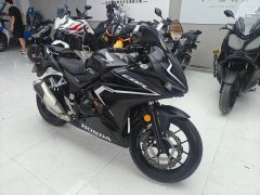 Honda CBR400R - ფოტო 1