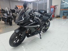 Honda CBR400R - ფოტო 3