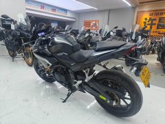 Honda CBR400R - ფოტო 5