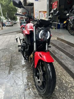 Honda CB400F - photo 2