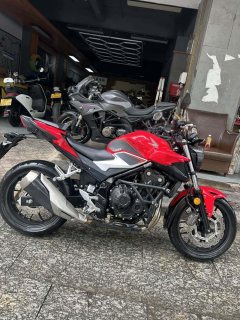 Honda CB400F - photo 4