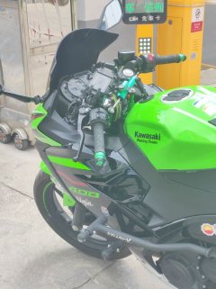 Kawasaki Ninja 400 - ფოტო 4