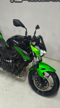 Kawasaki Z400 - ფოტო 9