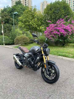 Voge 500AC - ფოტო 1