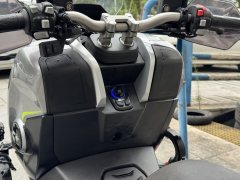 QJMOTOR Hong 150ADV - ფოტო 7