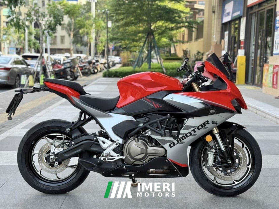 QJMOTOR Roewe i5 550 / Sai 550 *(Context-dependent, usually referring to the motorcycle "Sai 550" or Roewe car v - motorcycl…