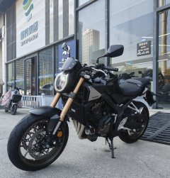 Honda CB650R - ფოტო 3