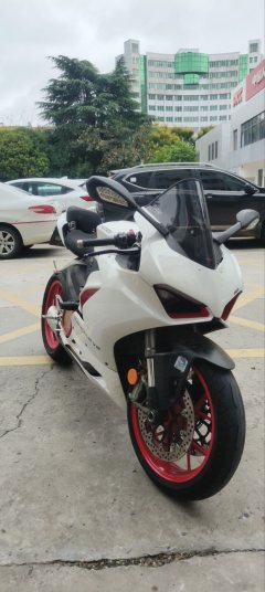 Ducati Panigale V2 955 cc - ფოტო 2