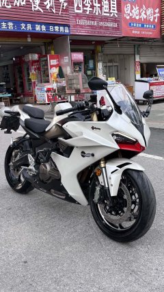 QJMOTOR Roewe i5 550 / Sai 550 *(Context-dependent, usually referring to the motorcycle "Sai 550" or Roewe car v - photo 2