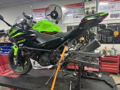 Kawasaki Ninja 400 - ფოტო 4