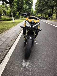 Triumph Street Triple 765 - ფოტო 3