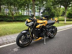 Triumph Street Triple 765 - ფოტო 4