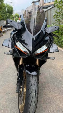 Honda CBR650R - ფოტო 2