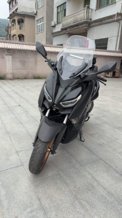 Yamaha XMAX 300 cc - ფოტო 4
