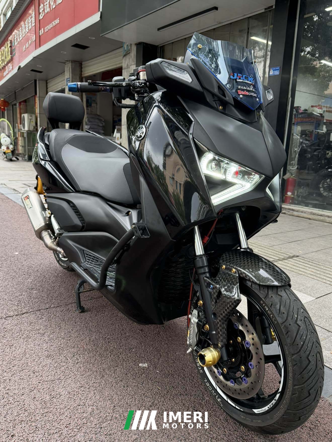 2024 Yamaha XMAX 300 cc