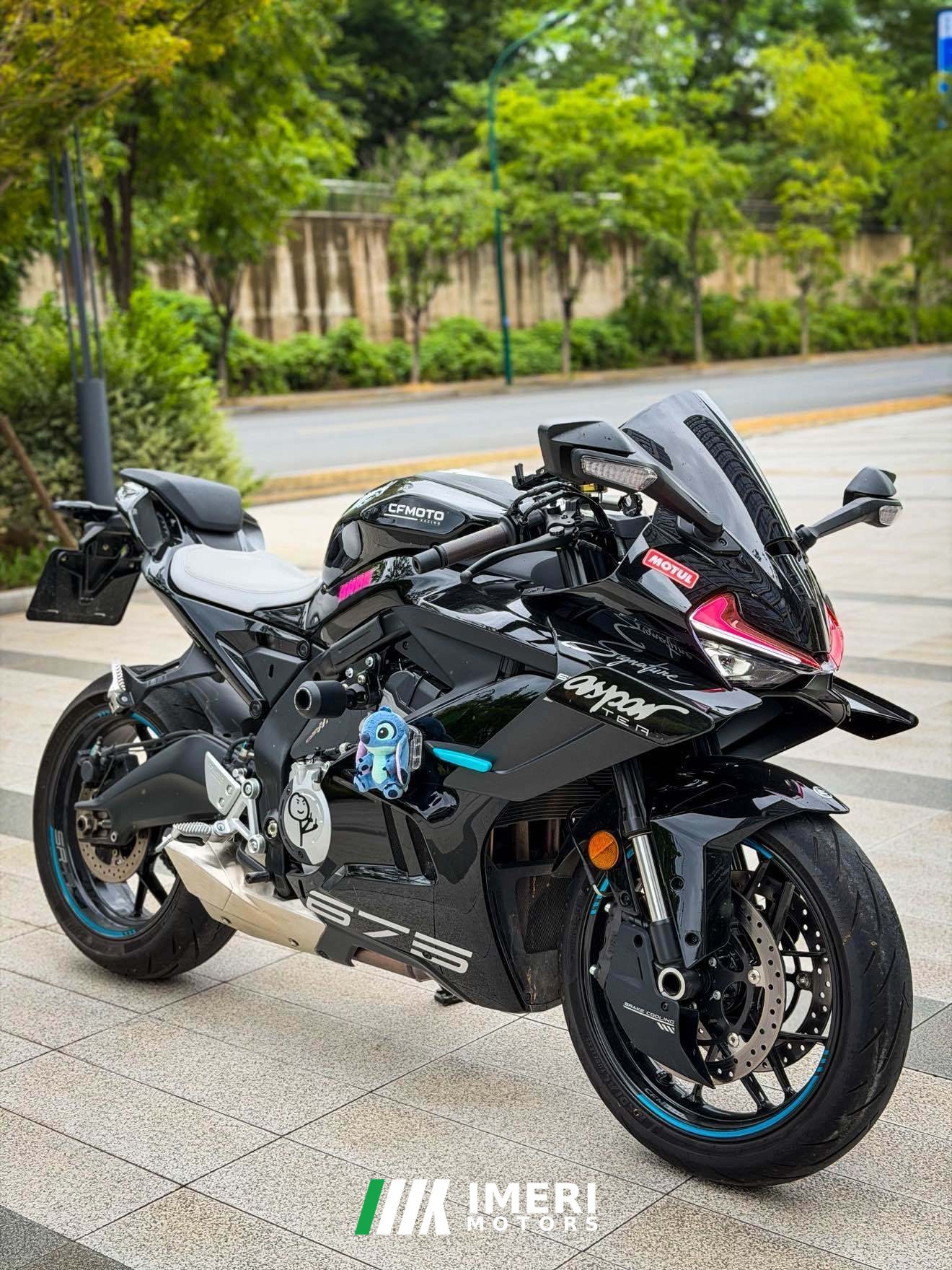 2026 CFMOTO 675SR-R