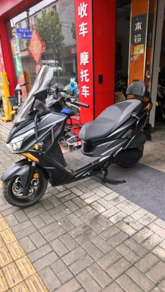 QJMOTOR Hong 250 - ფოტო 2
