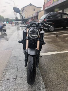 Honda CB650R - ფოტო 1