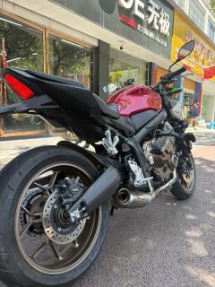 Honda CB650R - ფოტო 3