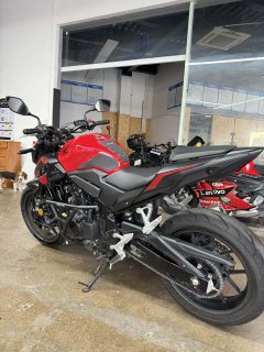 Honda CB400F - photo 3
