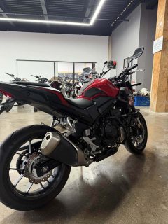 Honda CB400F - photo 4