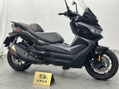Voge SR4 Max 350 cc - ფოტო 7