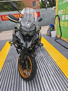 Benelli TRK552 550 cc - ფოტო 1