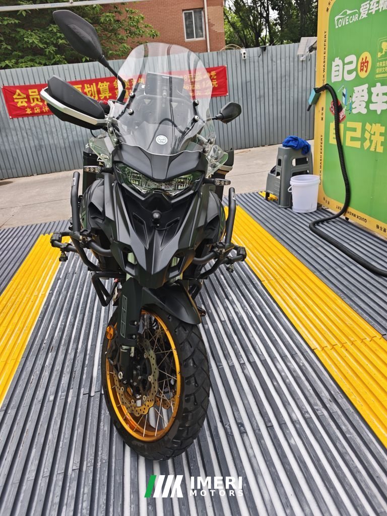 2024 Benelli TRK552 550 cc