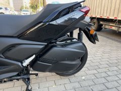 Yamaha XMAX 300 cc - photo 9