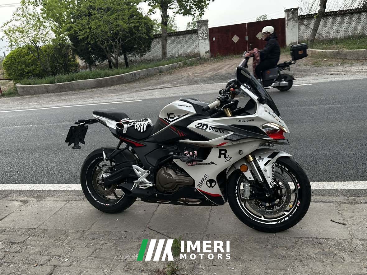 2024 QJMOTOR Roewe i5 550 / Sai 550 *(Context-dependent, usually referring to the motorcycle "Sai 550" or Roewe car v