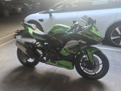 Kawasaki ZX-4R 400 cc - ფოტო 2
