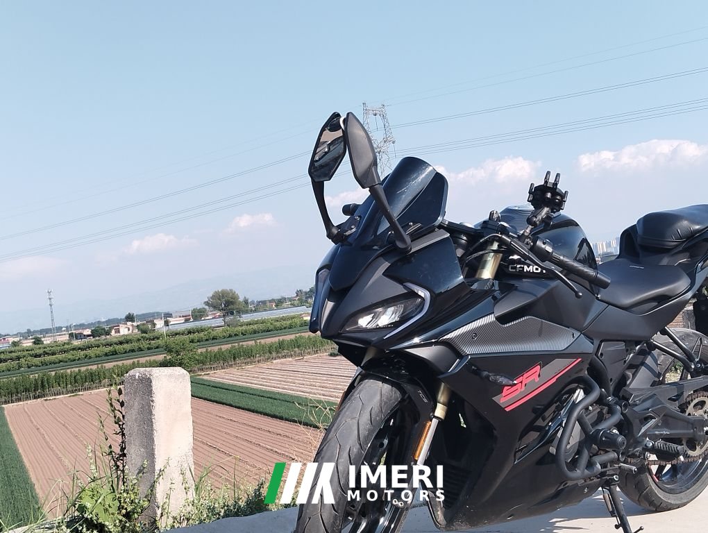 2023 CFMOTO 250SR