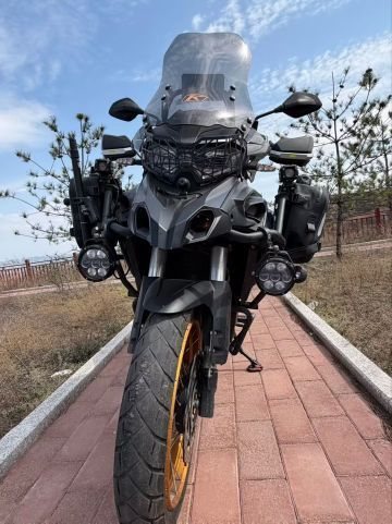 2024 Benelli TRK552 550 cc
