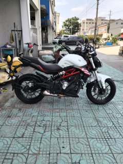 Benelli TNT 300 / BN 302S - фото 3