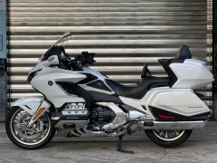 Honda Gold Wing GL1800 - ფოტო 10