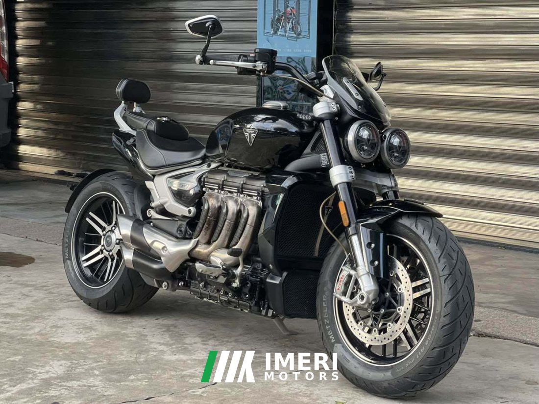 Triumph Rocket 3 2500 cc - мотоцикл из Китая