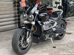 Triumph Rocket 3 2500 cc - фото 2