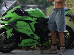Kawasaki ZX-4R 400 cc - ფოტო 1