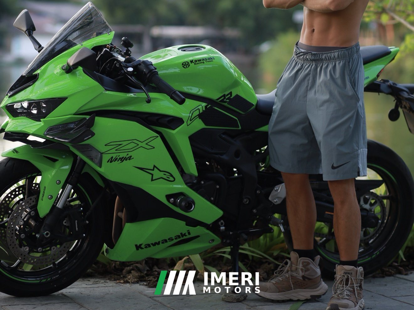 2023 Kawasaki ZX-4R 400 cc